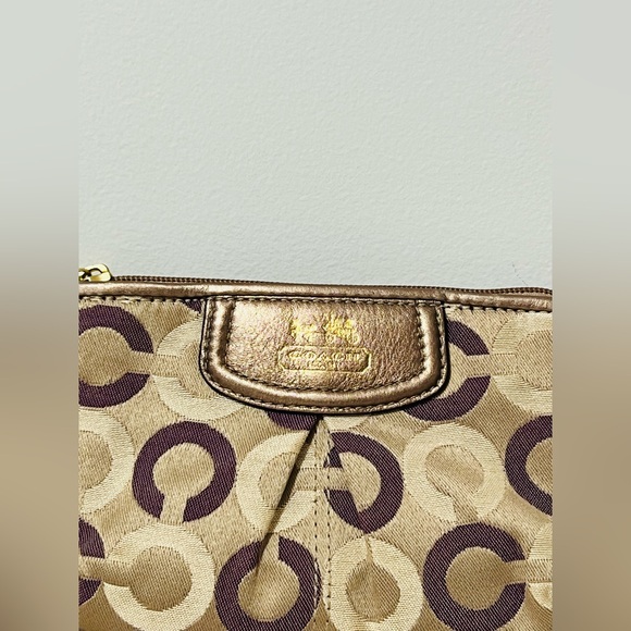 Vintage Coach Metallic Bronze and Beige Wristlet – Like New - Picture 6 of 7